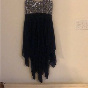 A blue sequenced top dress